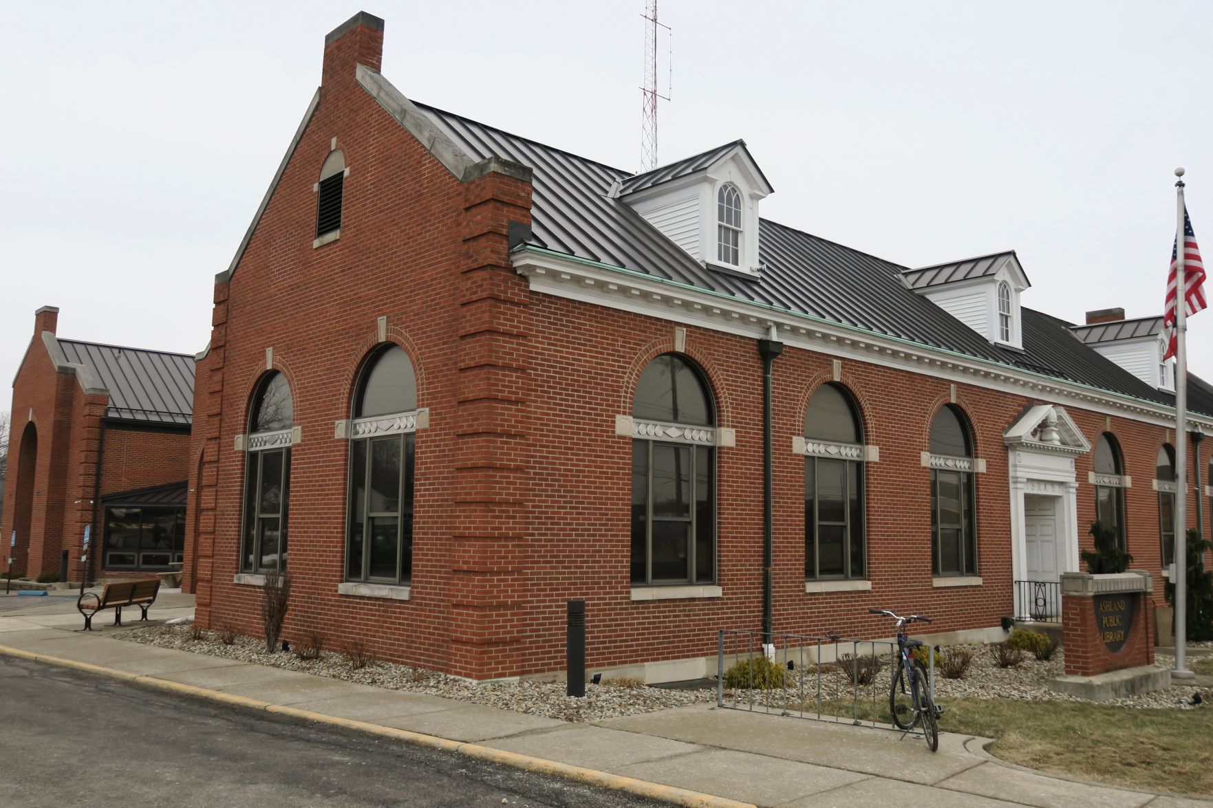 OPEN SOURCE How the Ashland Public Library works