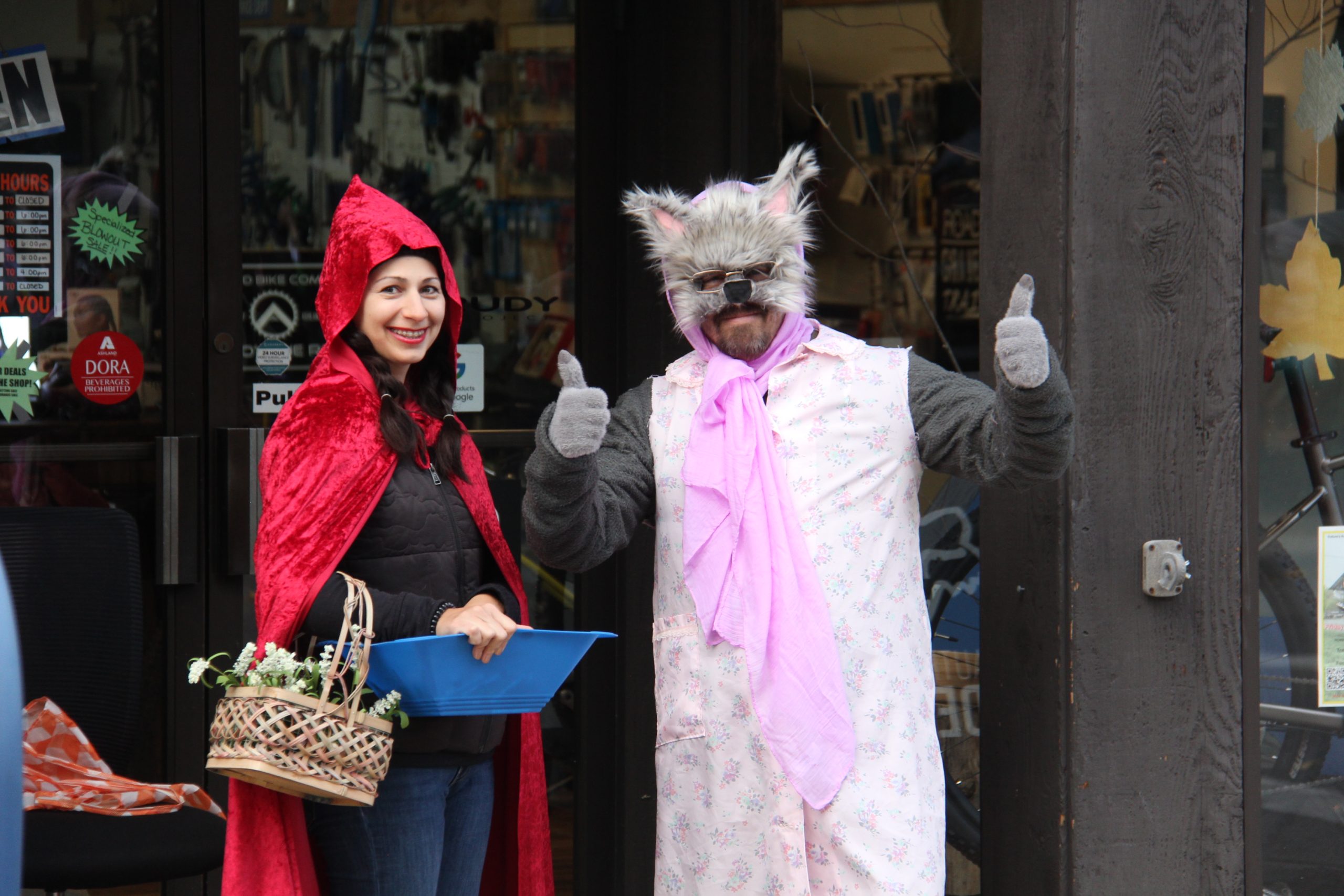 GALLERY Costume Capers in Downtown Ashland 2023
